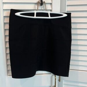 Milou Black Mini Skirt Size Small